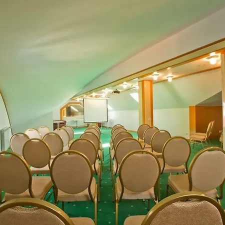 Citrin - Adults Only براشوف