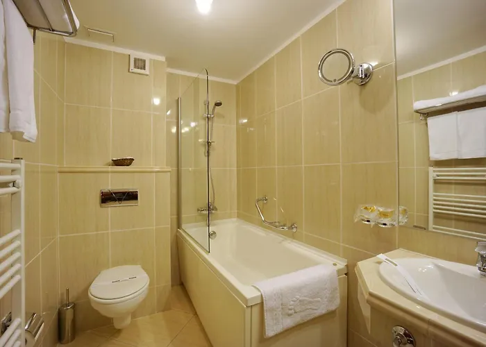 Citrin - Adults Only